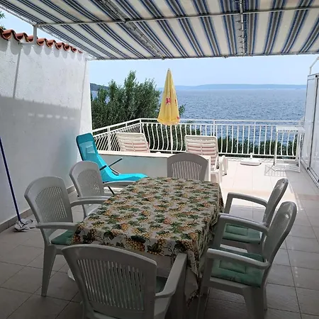 1051b Apartment *