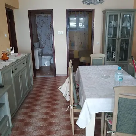 1051b Seget Vranjica