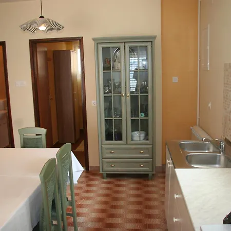 1051b Seget Vranjica